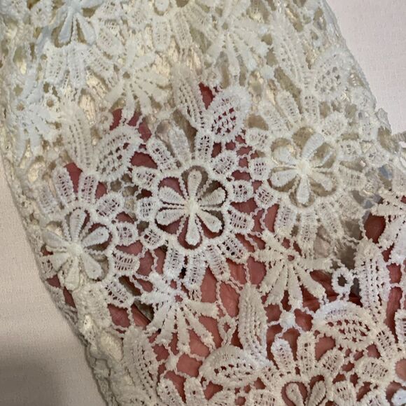 Lauren Conrad Size Medium dressy ivory snap front closure with lace sleeves - Picture 9 of 9
